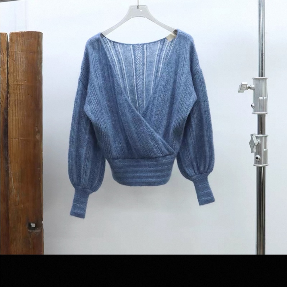 Sezane Elegant Blue Women's Sweater